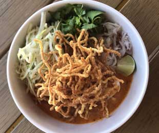 Khao Soi Gai